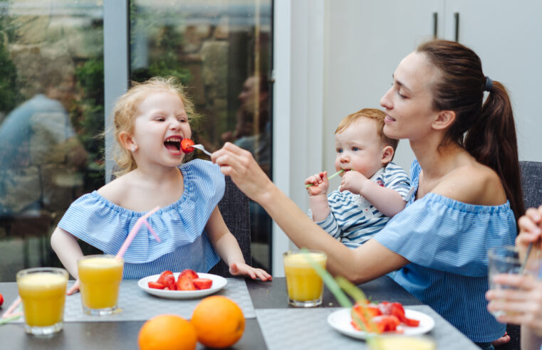 Jak przekonać dzieci do jedzenia warzyw i owoców?